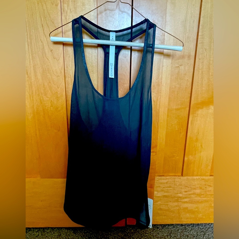 Lululemon dark green 106 singlet. New with tags.
